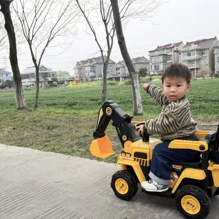 Large Electric Excavator Toy for Kids Rechargeable Construction Digger Truck Engineering Vehicle Jengkaut Elektrik