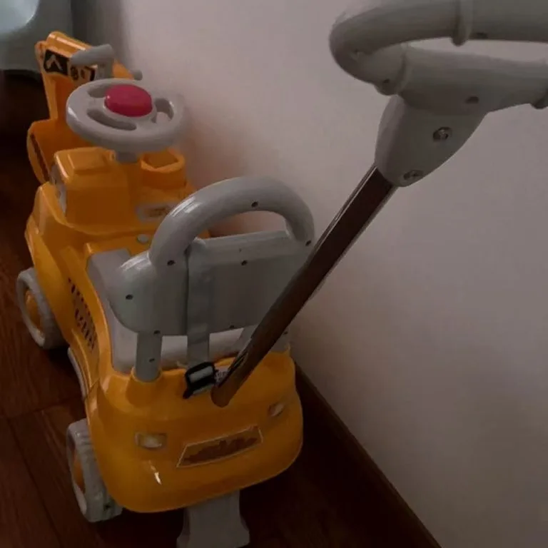 Kids Ride On Excavator Toy With Push Handle Sliding Engineering Scooter Kereta Luncur Bayi Tema Jentera Penggali