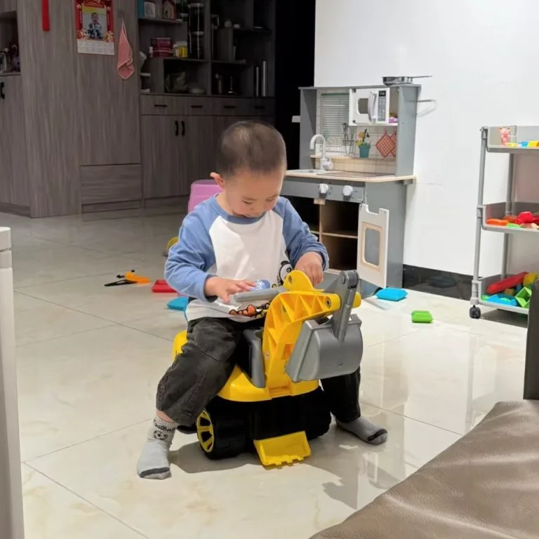 Kids Large Ride On Excavator Toy Sliding Scooter Digger Car For Baby Ride-On Excavator Untuk Kanak-kanak