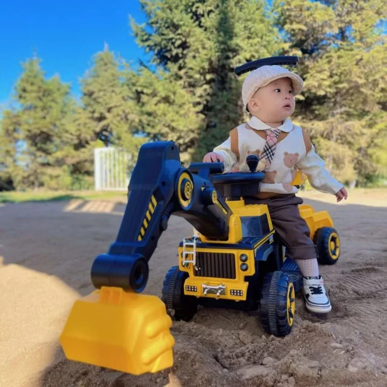 Remote Control Extra Large Electric Kids Ride On Excavator Sliding Toy Car Kereta Mainan Penggali Elektrik 4 Roda